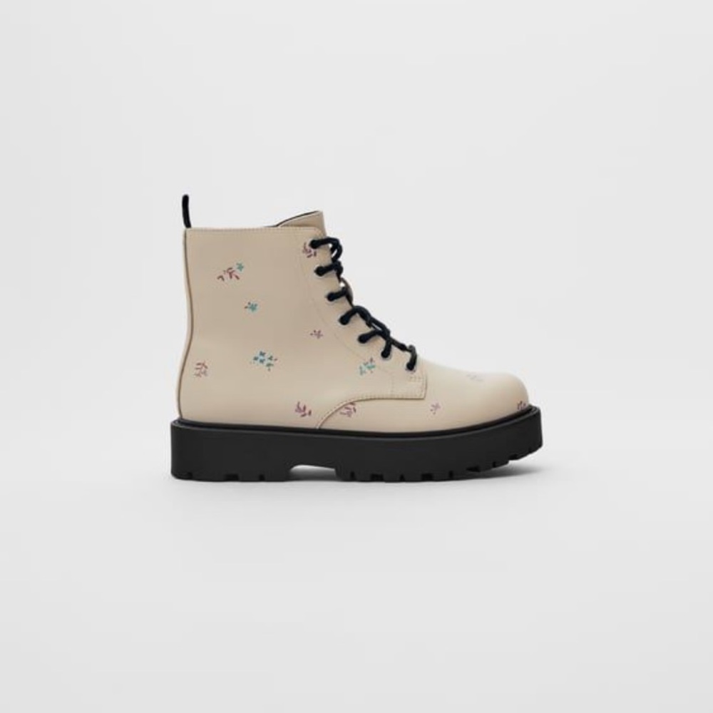 Zara kids floral ankle boots cream and black